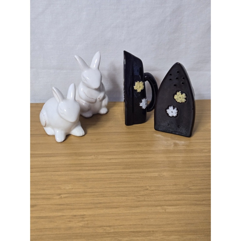 Vintage Pair Of Salt & Pepper Shakers. Some Crazing Noted. See Pictures.